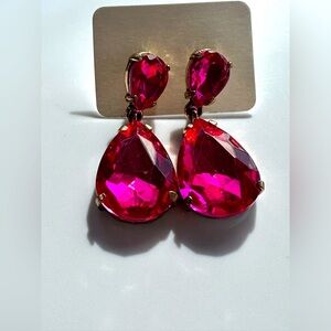 XL Hot Pink Glass Earrings. gold tone 1 1/2”